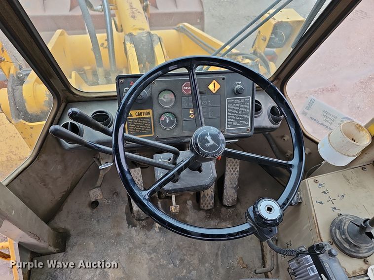 image for item DP0863 1990 John Deere 544E wheel loader