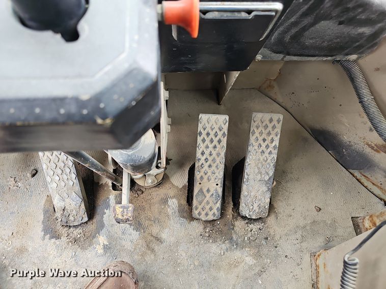 image for item DP0863 1990 John Deere 544E wheel loader