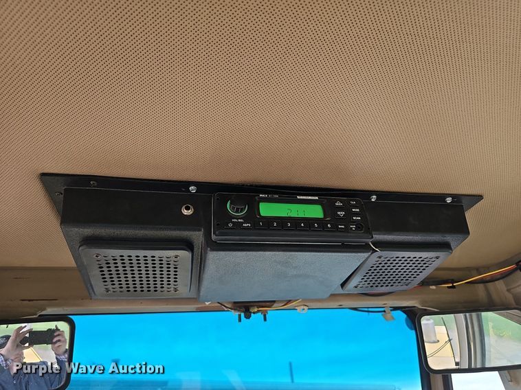 image for item DP0863 1990 John Deere 544E wheel loader