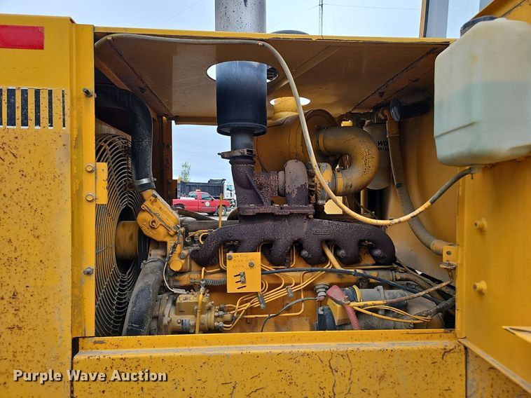 image for item DP0863 1990 John Deere 544E wheel loader