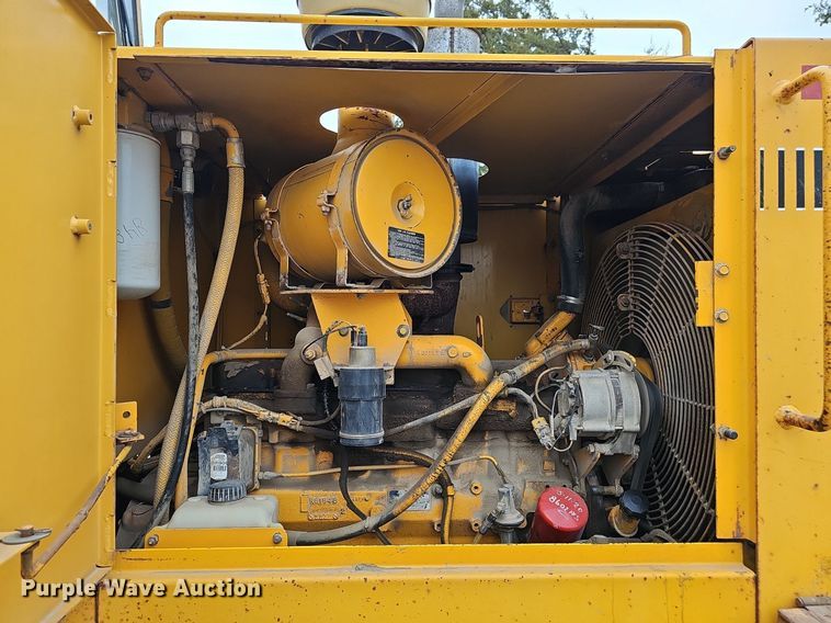 image for item DP0863 1990 John Deere 544E wheel loader