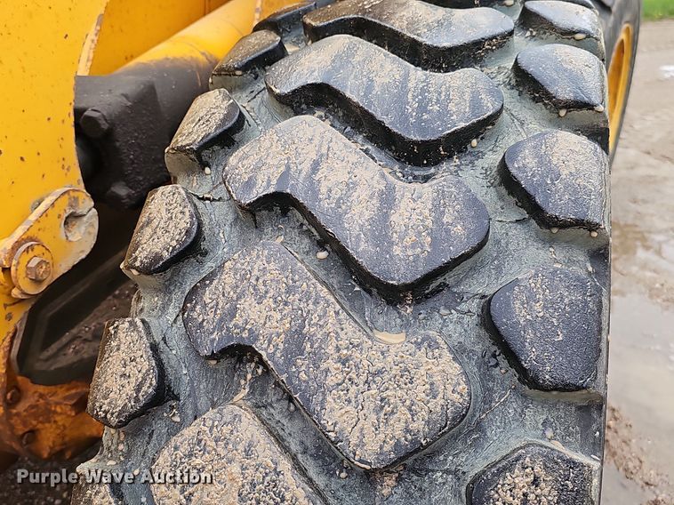 image for item DP0863 1990 John Deere 544E wheel loader