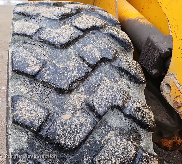 image for item DP0863 1990 John Deere 544E wheel loader