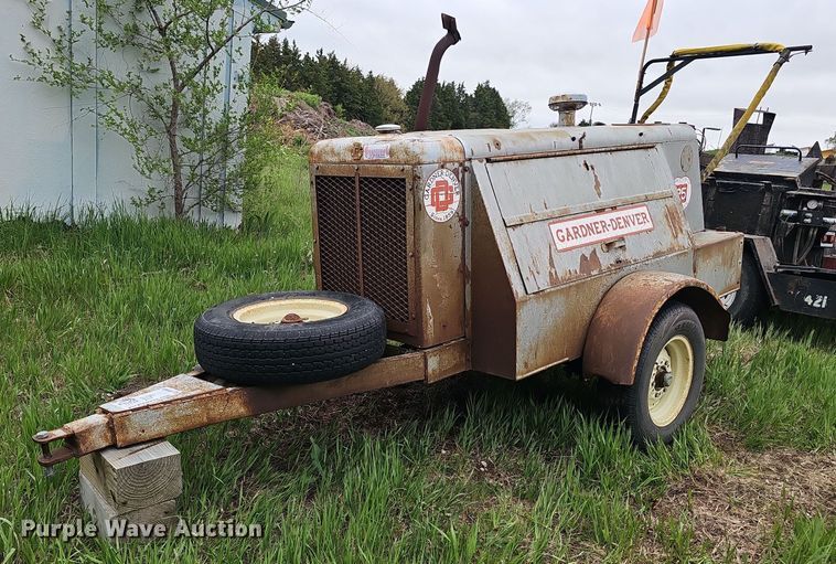 image for item DP0881 1966 Gardner Denver SP 125 GD air compressor