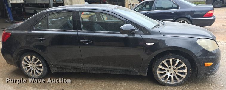 image for item DQ4378 2010 Suzuki Kizashi 