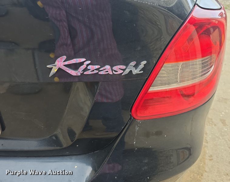 image for item DQ4378 2010 Suzuki Kizashi 