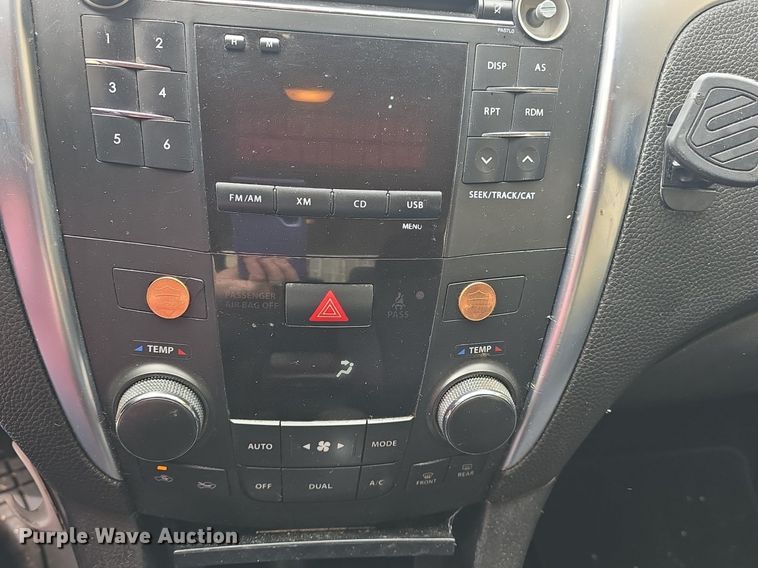 image for item DQ4378 2010 Suzuki Kizashi 