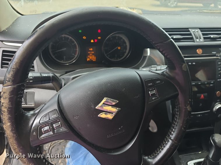 image for item DQ4378 2010 Suzuki Kizashi 