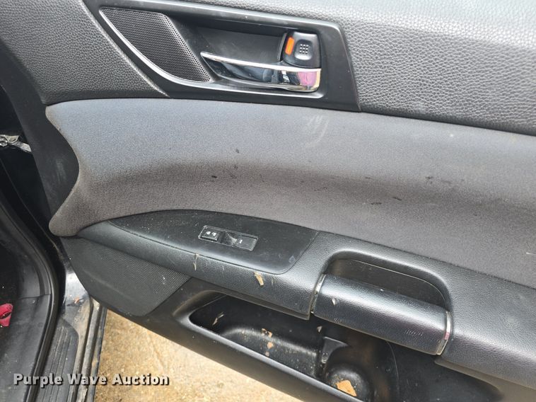 image for item DQ4378 2010 Suzuki Kizashi 