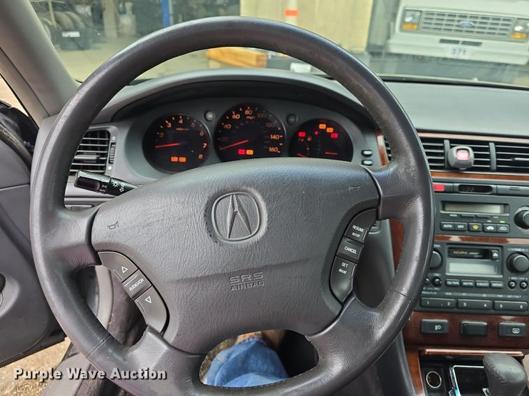 image for item DQ4379 2002 Acura RL 