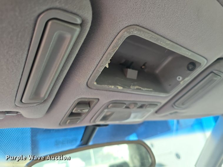 image for item DQ4379 2002 Acura RL 