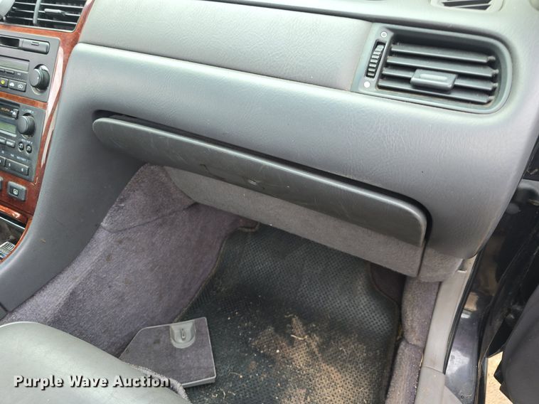 image for item DQ4379 2002 Acura RL 