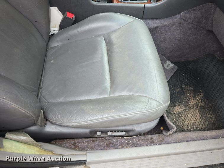 image for item DQ4379 2002 Acura RL 