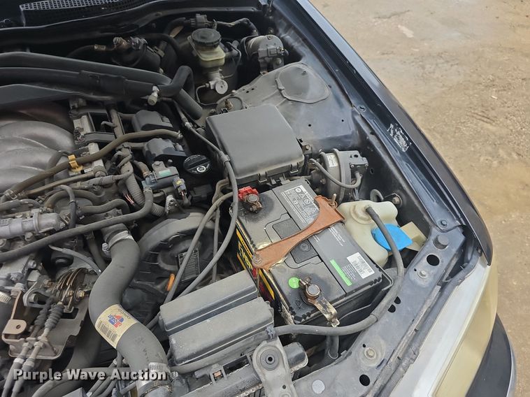 image for item DQ4379 2002 Acura RL 