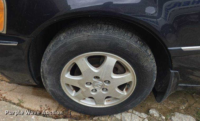 image for item DQ4379 2002 Acura RL 