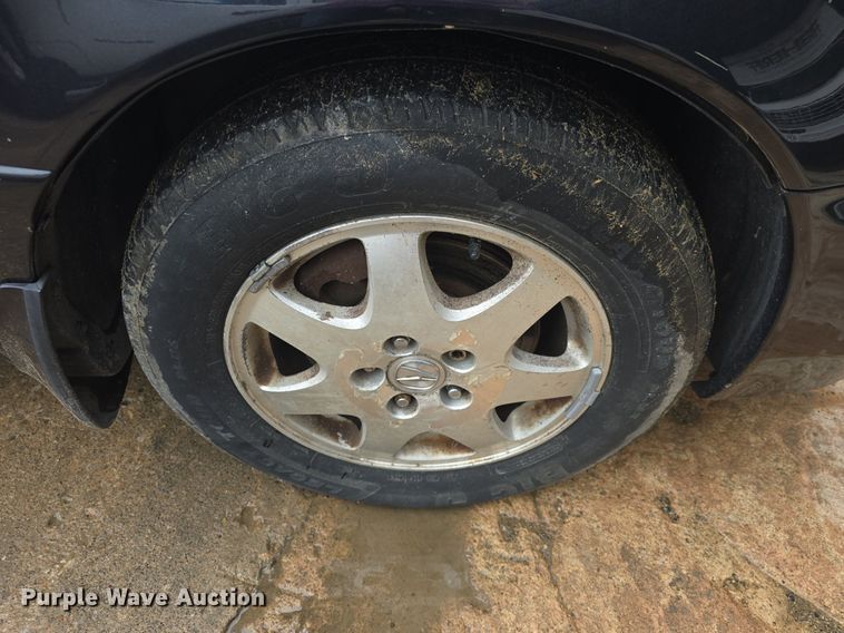 image for item DQ4379 2002 Acura RL 