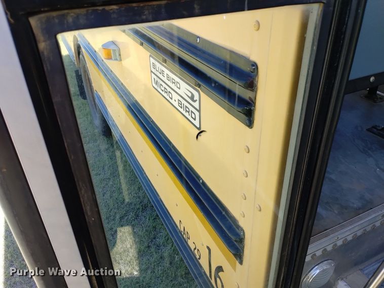 image for item DQ6123 2009 Bluebird school bus