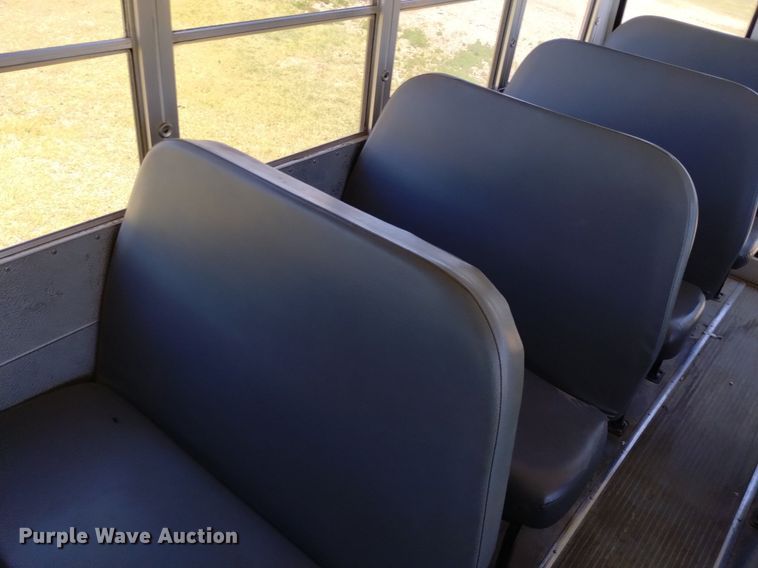 image for item DQ6123 2009 Bluebird school bus