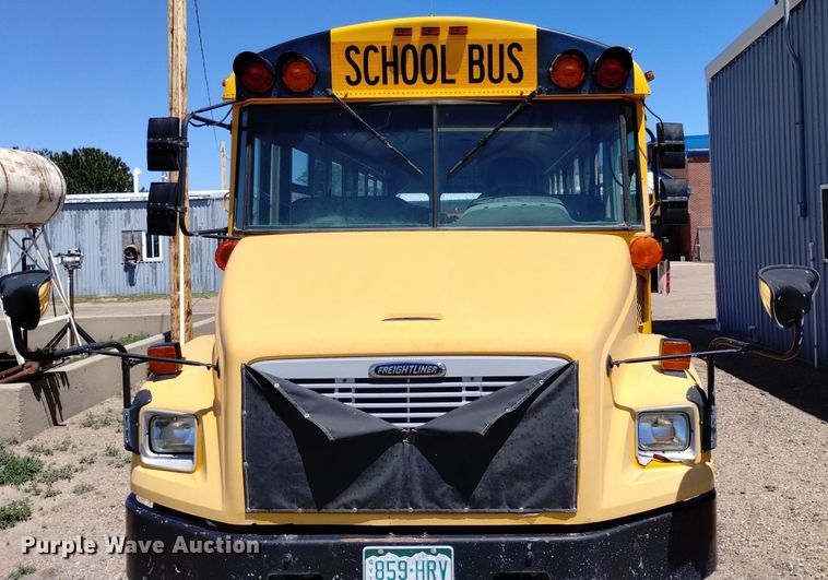 image for item DQ6124 2003 Freightliner  FS65 school bus