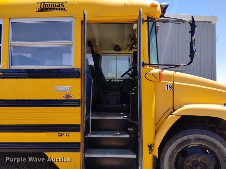 image for item DQ6124 2003 Freightliner  FS65 school bus