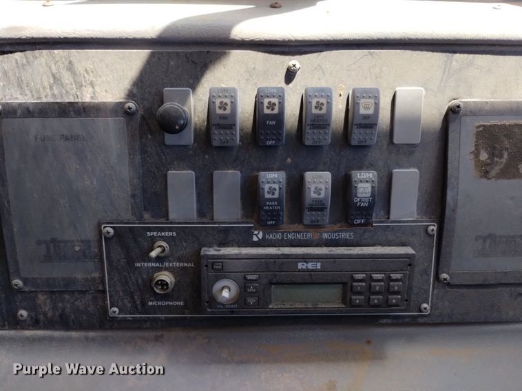 image for item DQ6124 2003 Freightliner  FS65 school bus