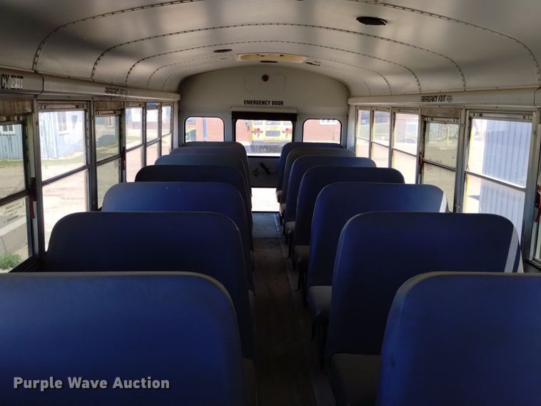 image for item DQ6124 2003 Freightliner  FS65 school bus