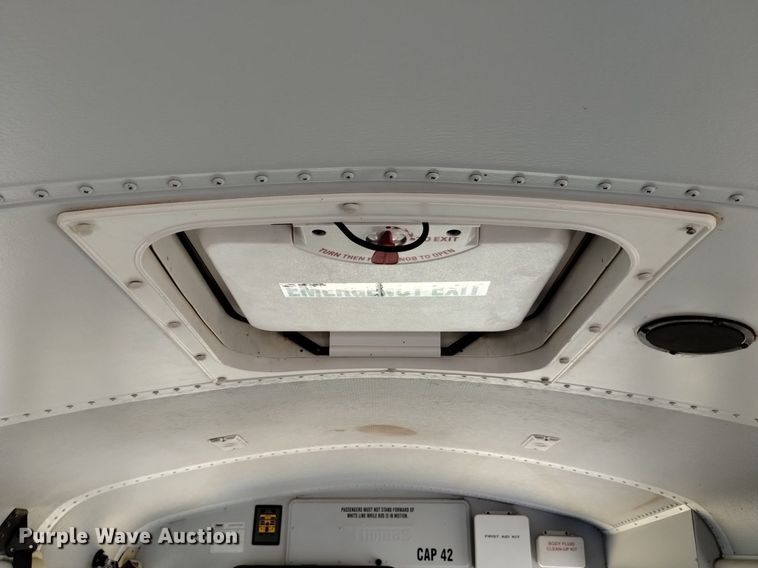 image for item DQ6124 2003 Freightliner  FS65 school bus