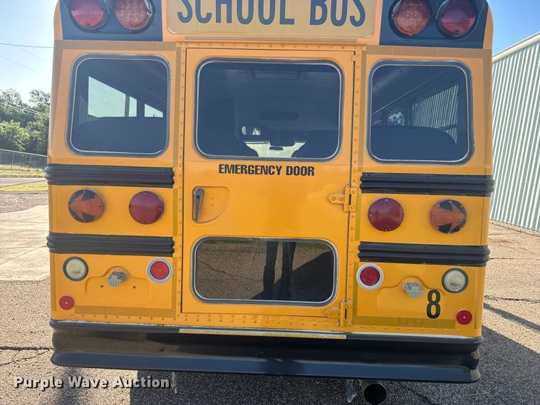image for item DQ6784 2008 GMC  Magnavan school bus