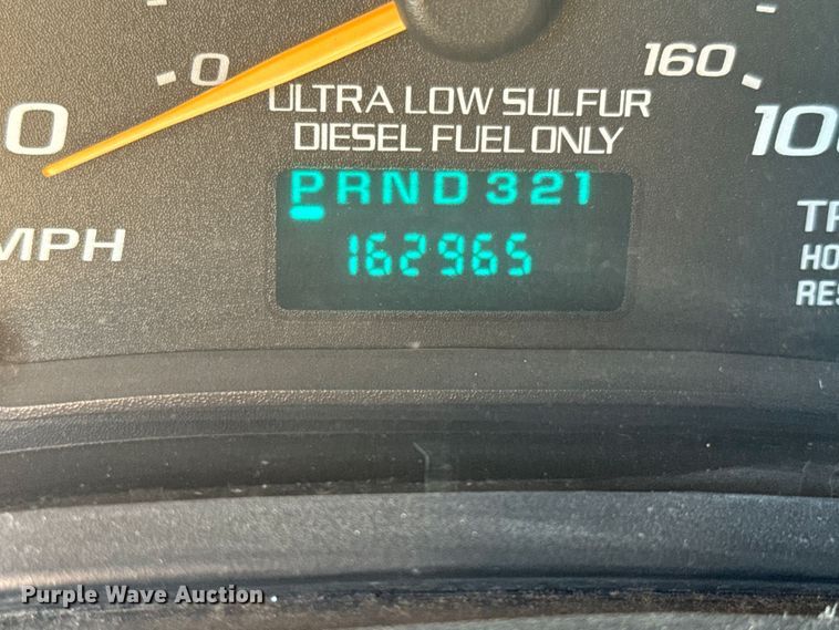 image for item DQ6784 2008 GMC  Magnavan school bus