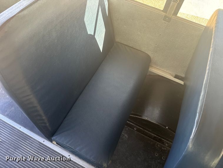 image for item DQ6784 2008 GMC  Magnavan school bus