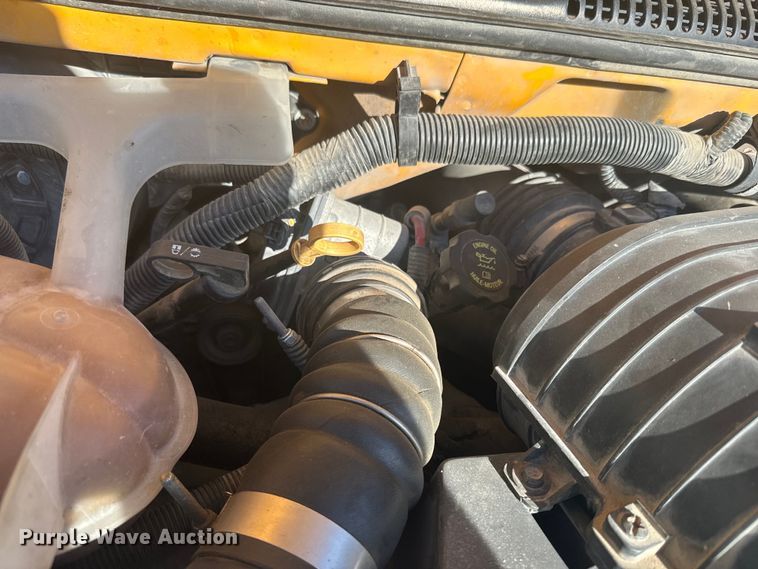 image for item DQ6784 2008 GMC  Magnavan school bus