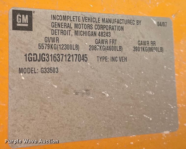 image for item DQ6784 2008 GMC  Magnavan school bus