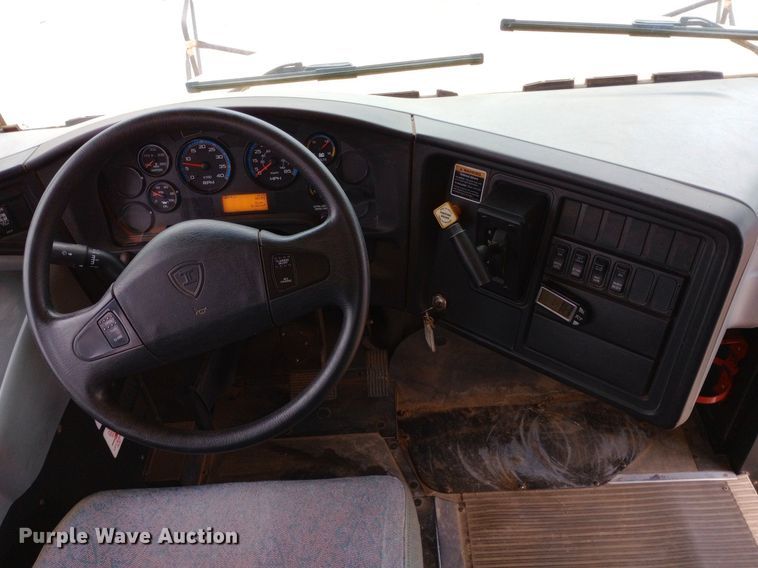 image for item DQ7122 2014 IC CE S school bus