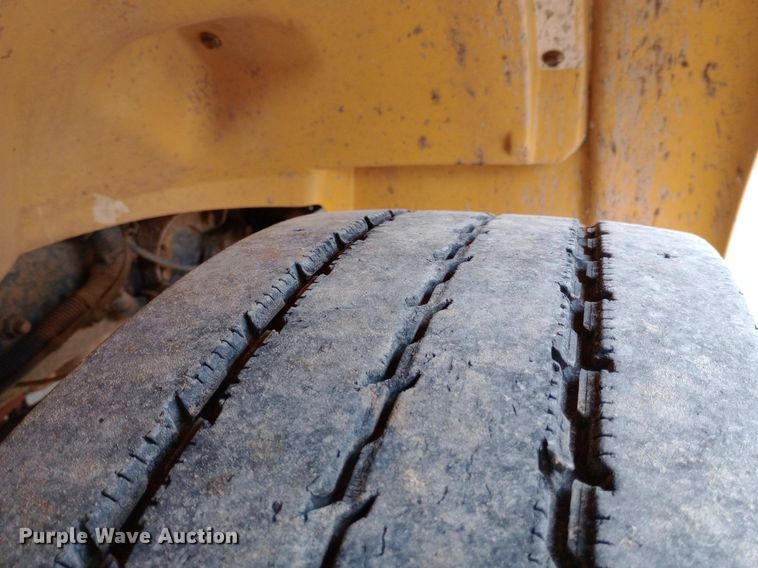 image for item DQ7122 2014 IC CE S school bus