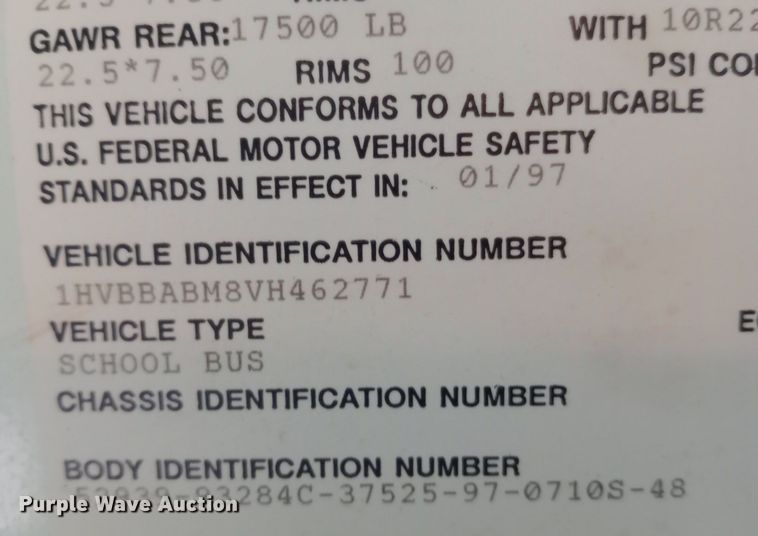 image for item DQ7123 1997 International 3800 school bus