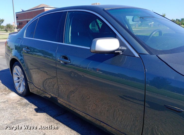 image for item DQ7147 2004 BMW 545i 
