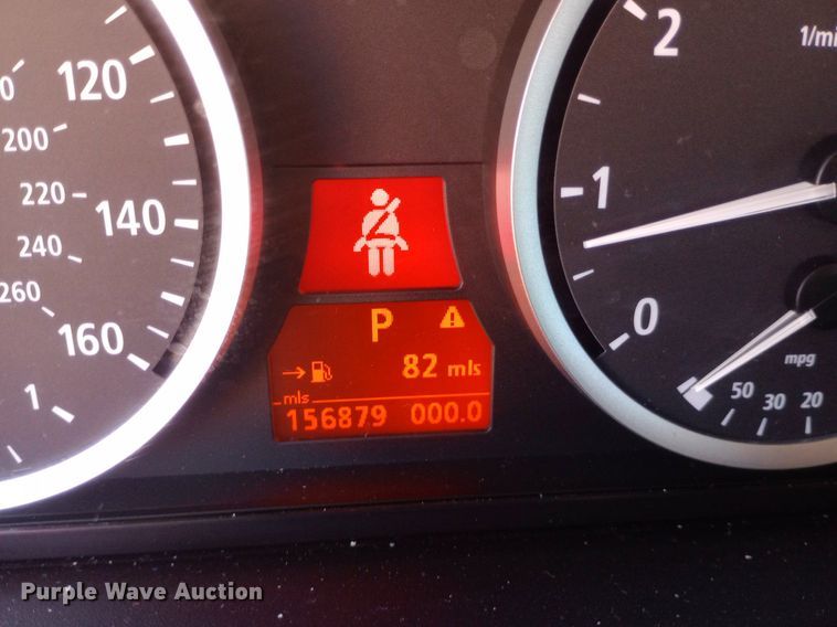 image for item DQ7147 2004 BMW 545i 