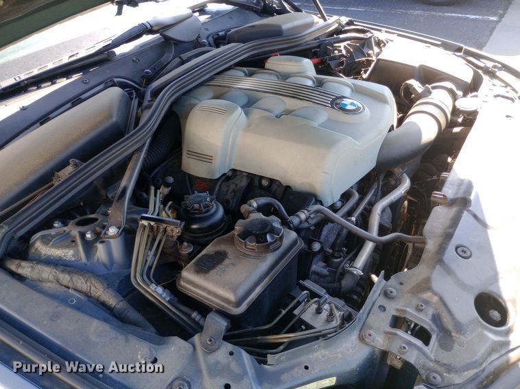 image for item DQ7147 2004 BMW 545i 