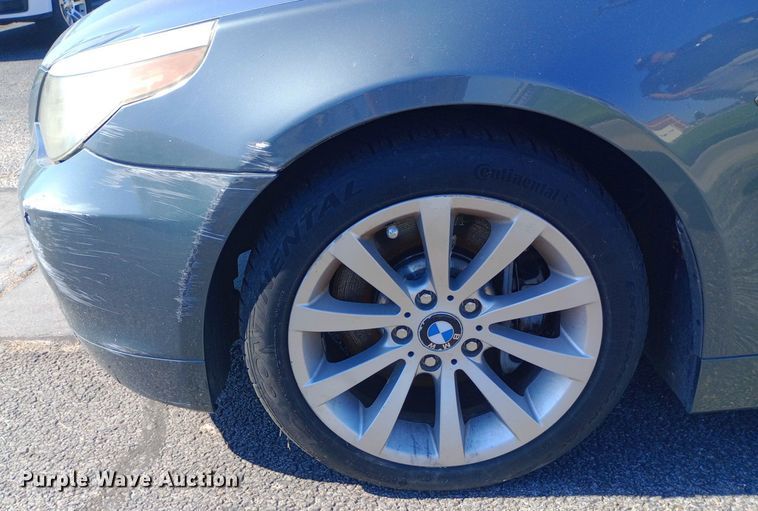 image for item DQ7147 2004 BMW 545i 