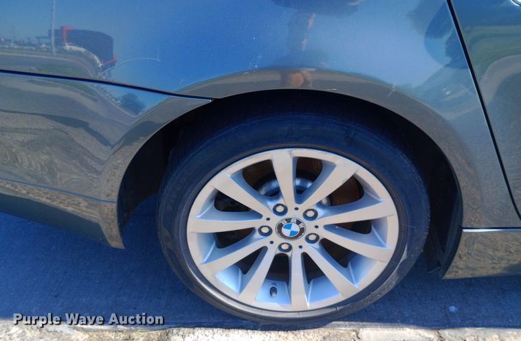 image for item DQ7147 2004 BMW 545i 