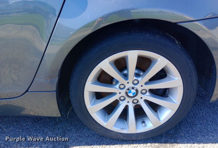 image for item DQ7147 2004 BMW 545i 