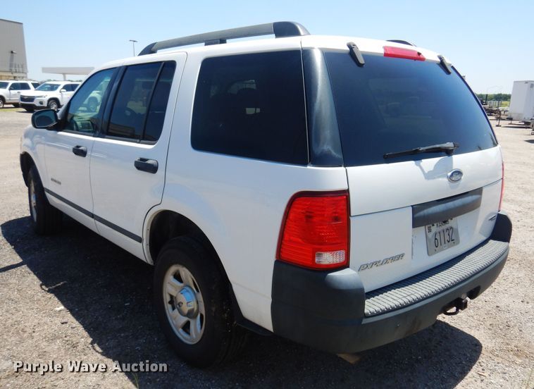 image for item DQ7153 2005 Ford  Explorer SUV