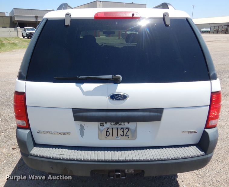 image for item DQ7153 2005 Ford  Explorer SUV