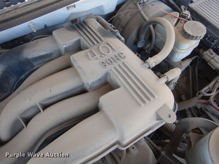 image for item DQ7153 2005 Ford  Explorer SUV