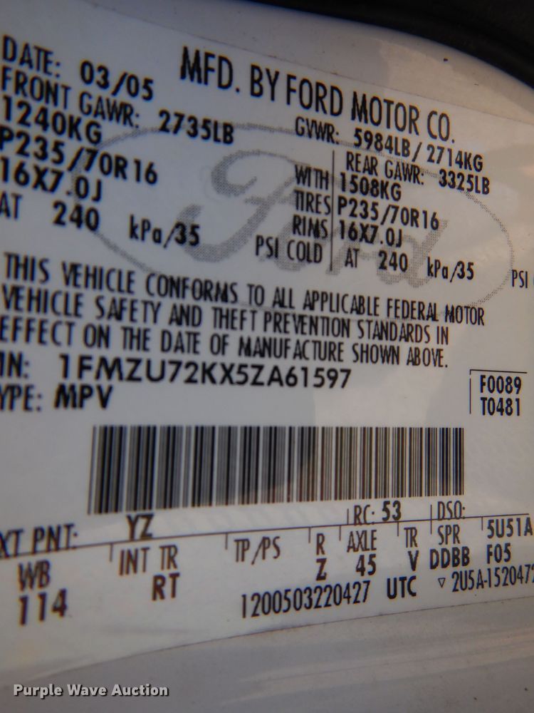 image for item DQ7153 2005 Ford  Explorer SUV