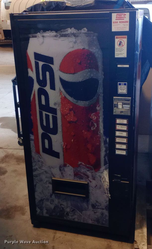 image for item DQ7157 Vendo vending machine