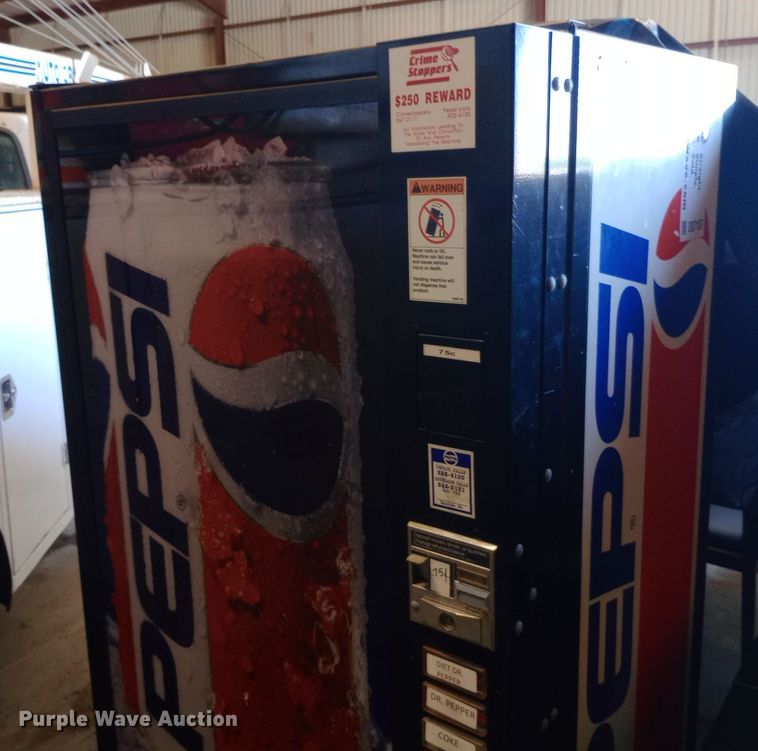 image for item DQ7157 Vendo vending machine