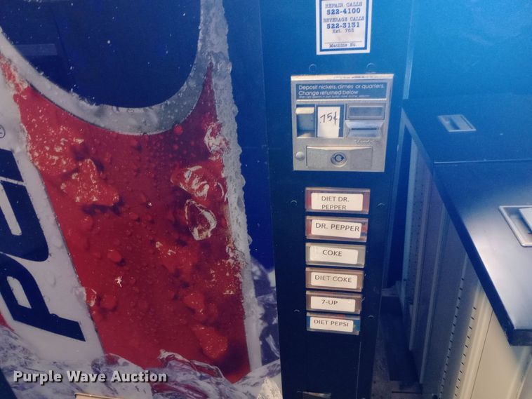 image for item DQ7157 Vendo vending machine