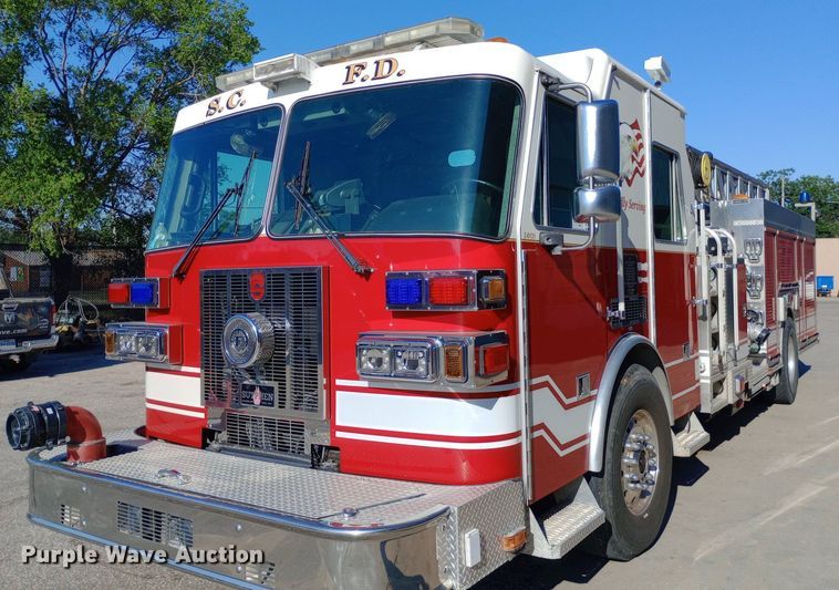 image for item DQ7158 2007 Sutphen 75' Ladder Quint fire truck