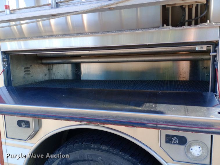 image for item DQ7158 2007 Sutphen 75' Ladder Quint fire truck